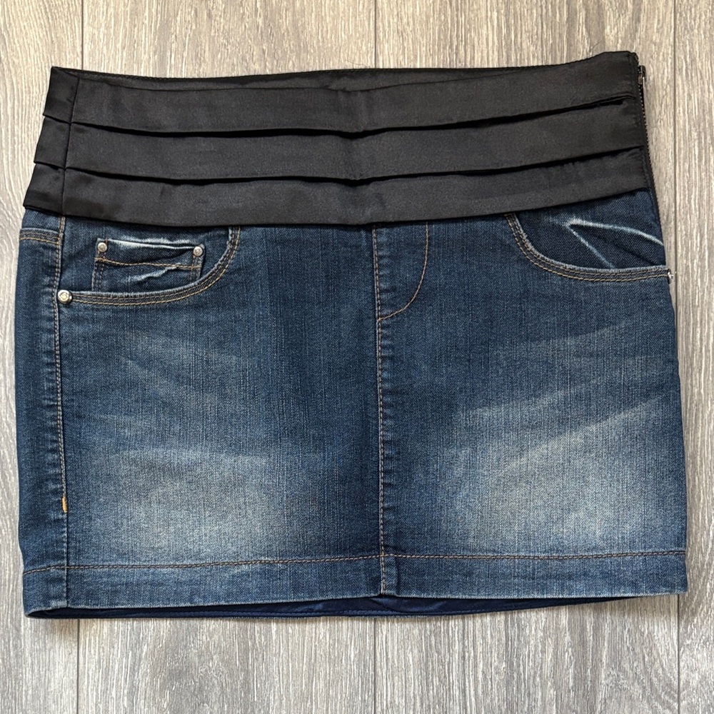 Armani Exchange Denim Mini Skirt with Black Waistband 2